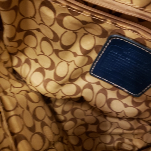 Coach handbag - Picture 3 of 3